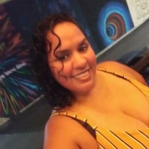 Meet your Posher, Noelia